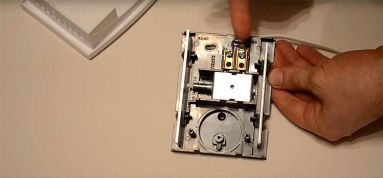 fix door bell in Thousand Oaks